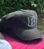 Casquette B de Bisette.